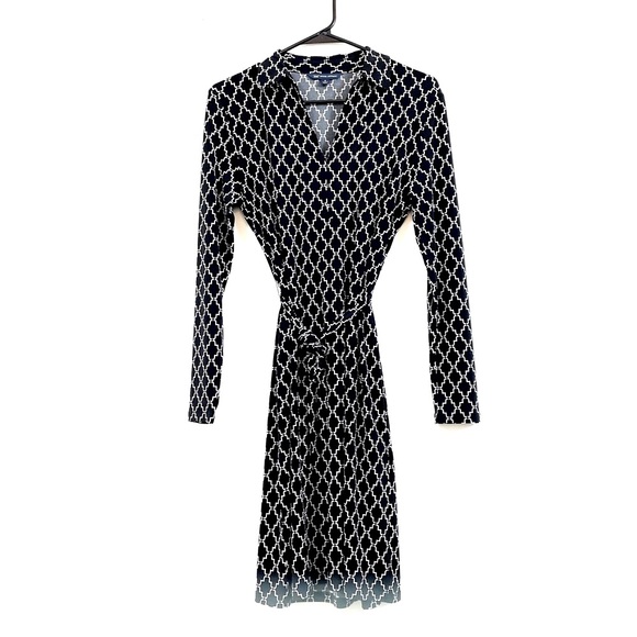 Brooks Brothers Dresses & Skirts - LIKE NEW! Brooks Brothers ‘346’ Long Sleeve Jersey Collared Tie Waist MIDI Dress